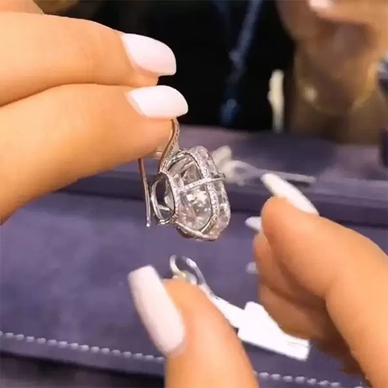 Huitan Chic Women's Drop Earrings Silver Color With Big CZ Stone Gorgeous Female Party Jewelry Anniversary Gift Earring for Girl