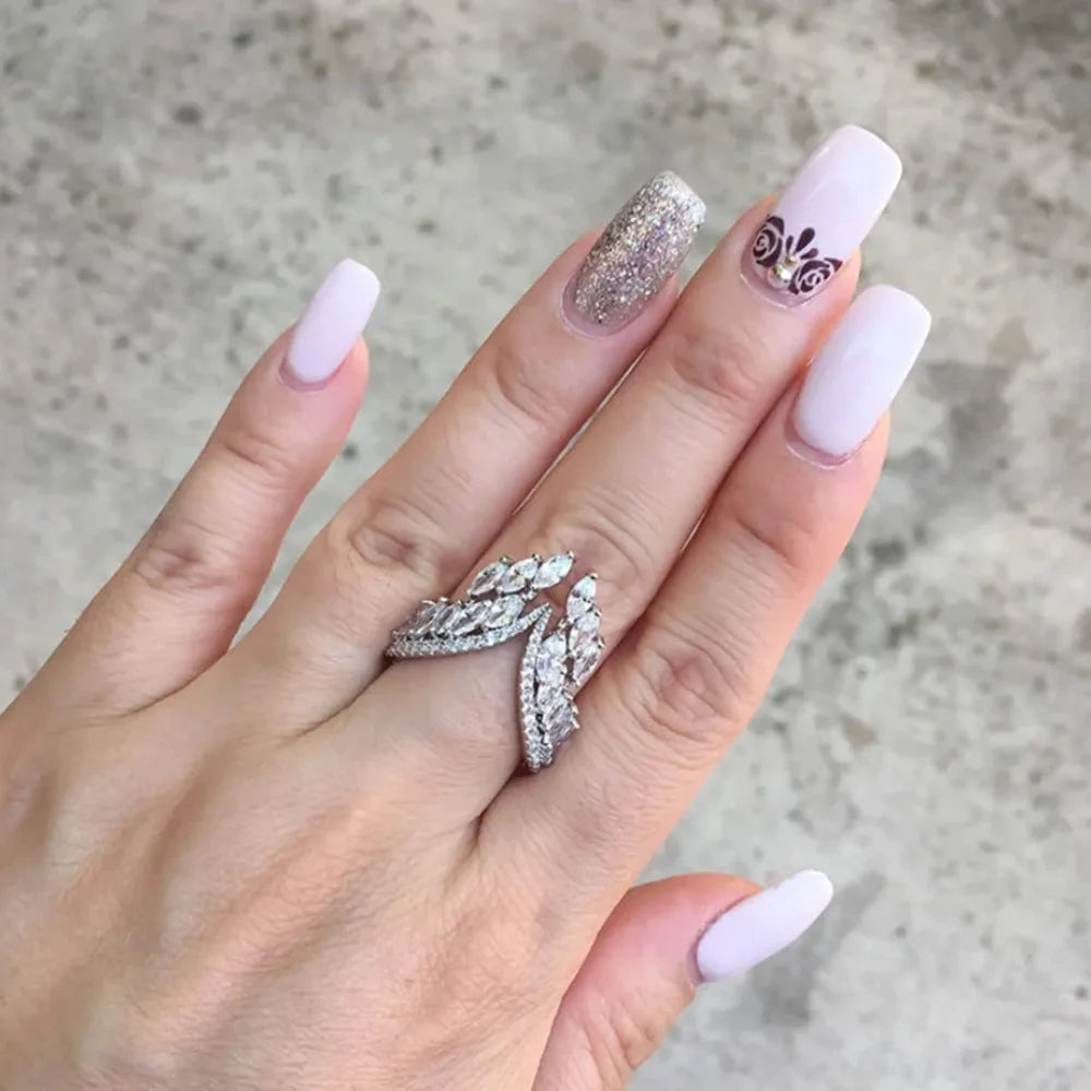 Fashion Bridal Open Bangle Bracelet Angel Wings Design for Women Accessories Zircon Drop Crystal Bracelet Wedding Jewelry