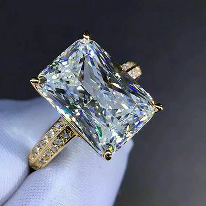 Exquisite Gold Color Inlaid with White Stone Round Fashion Rings Fashion Party Engagement Wedding Rings for Women Jewelry