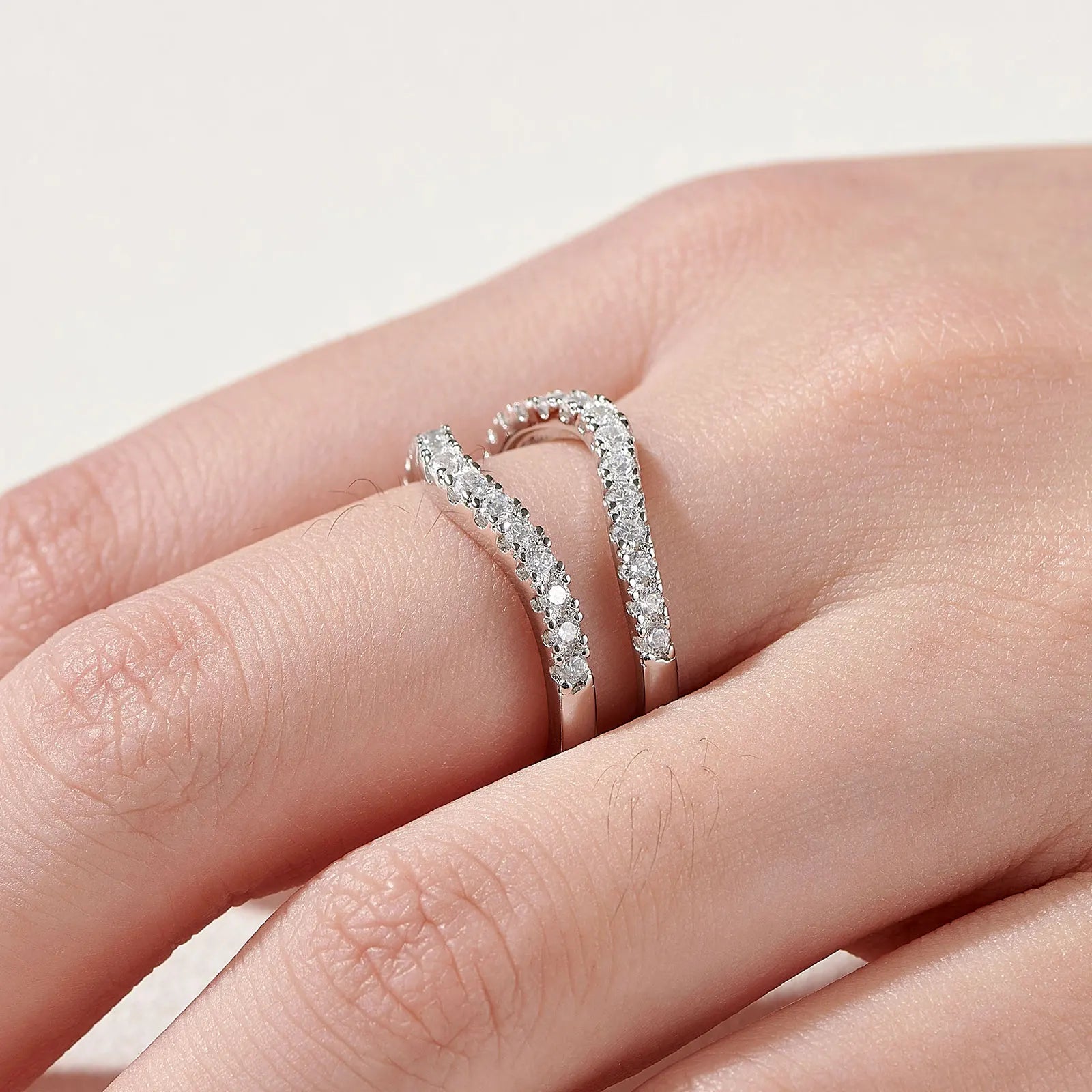 Newshe 925 Sterling Silver Moissanite Rings for Women Engagement Wedding Band Simulated Diamond Jewelry Luxury Enhancer Ring
