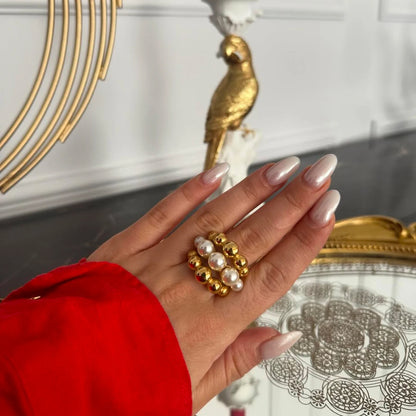 Uworld 18K Gold Color Plated Stainless Steel Flower Pearl Ring Irregular Opposite Sex Pearls Stackable Ring Women's Jewelry Part