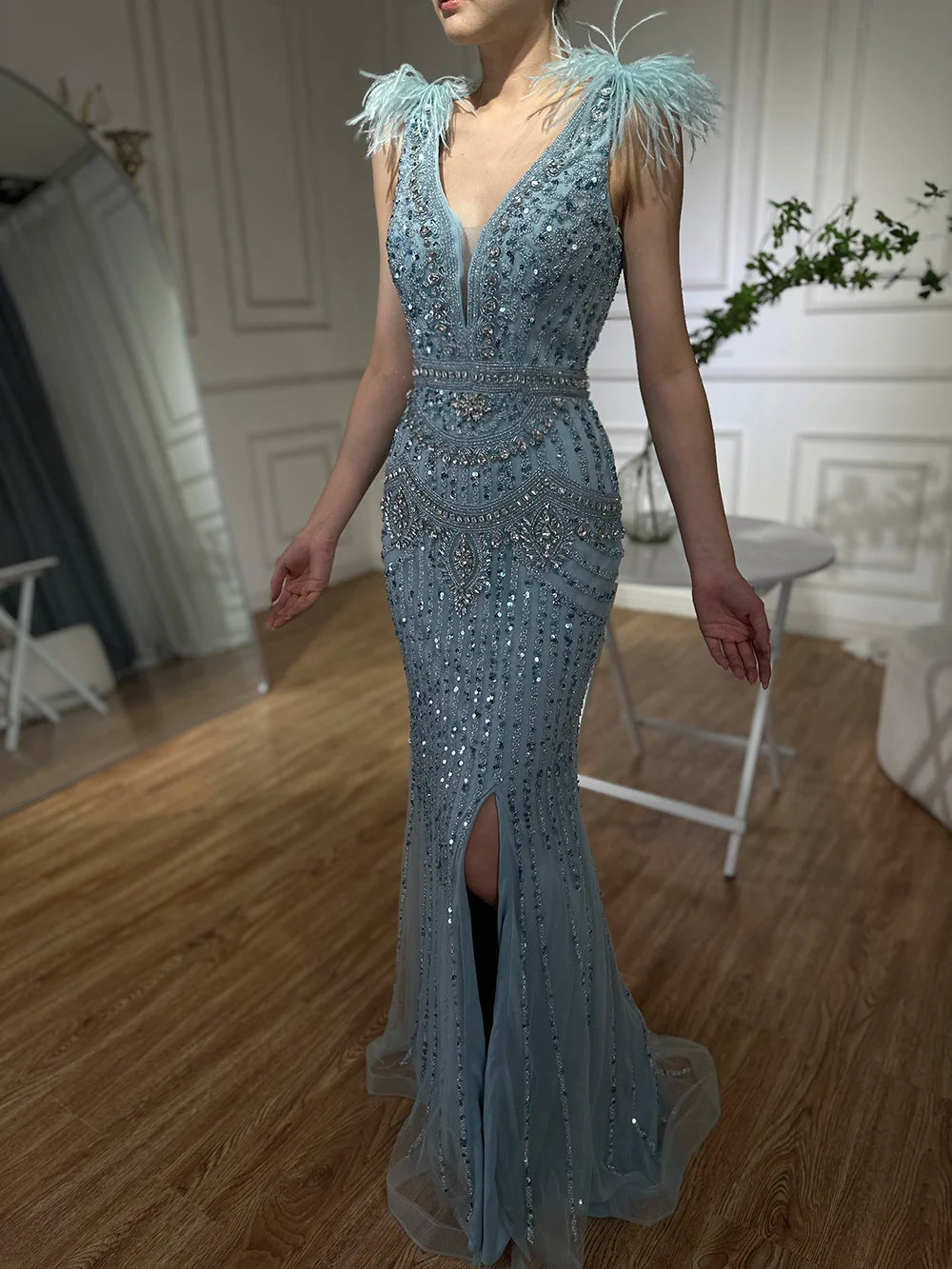 Serene Hill 2025 Arabic Blue Split Mermaid Beaded Feathers Long Evening Dresses Gowns For Occasion LA72742 Customized