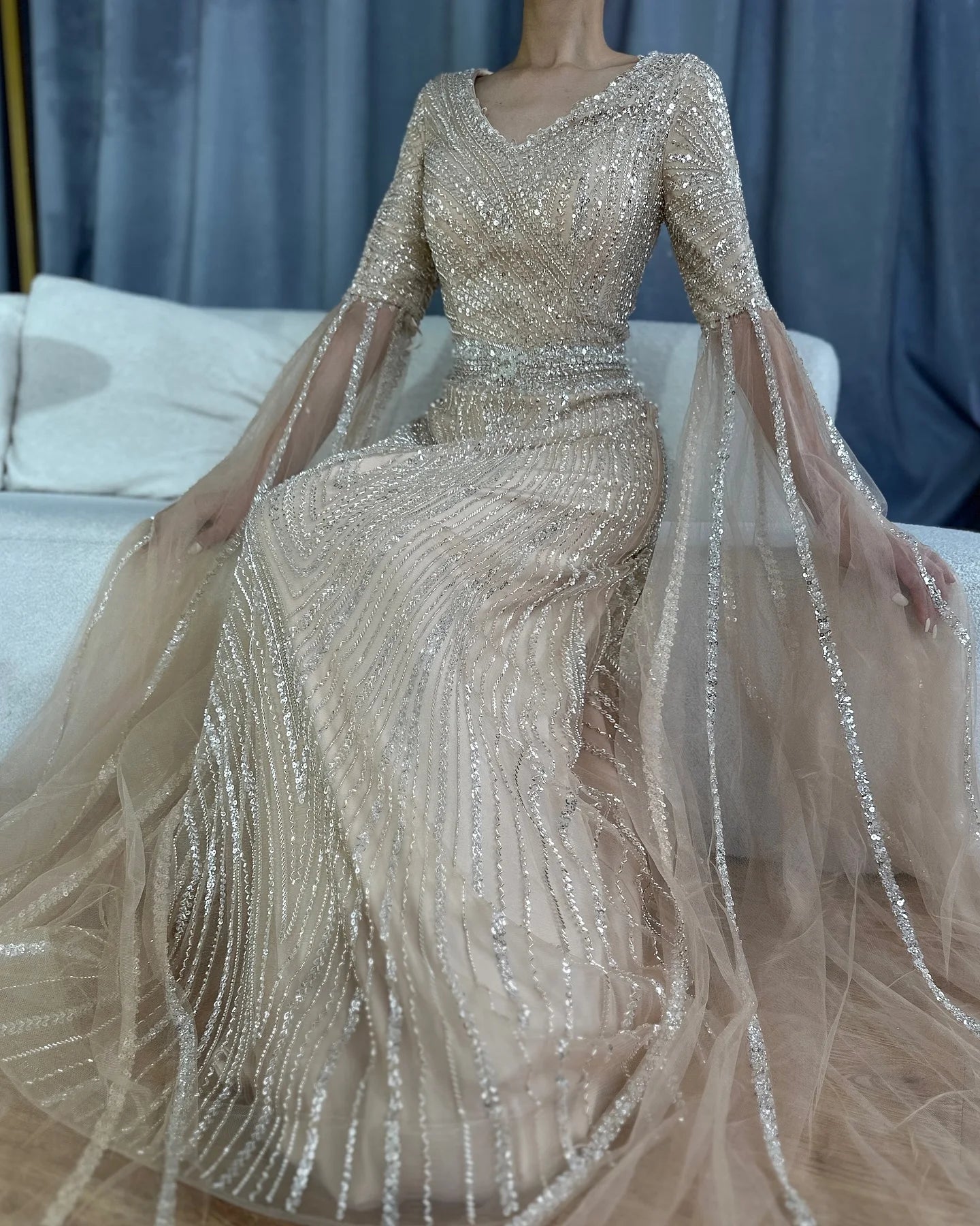 Serene Hill Customized 2025 Caramel A-Line Beaded Saudi Arabic Evening Dress with Cape Sleeves for Wedding Party LA72798