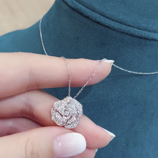 Huitan Aesthetic Crystal Flower Pendant Necklace for Women Luxury Paved Dazzling Cubic Zirconia Wedding Party Statement Jewelry