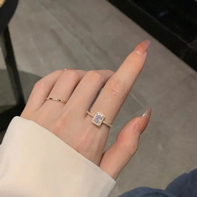 French Retro Zircon Ring Simple Gold Color Acrylic Crystal Ring For Women Trendy Jewelry Accessories Adjustable Cuff Ring