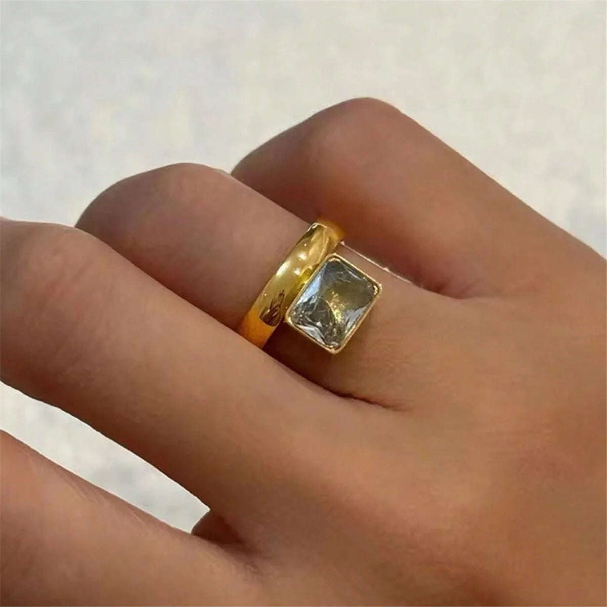 Vintage 18K Gold Plated Stainless Steel Zircon Triangular Square Oval Ring for Women Fashion Party Gift