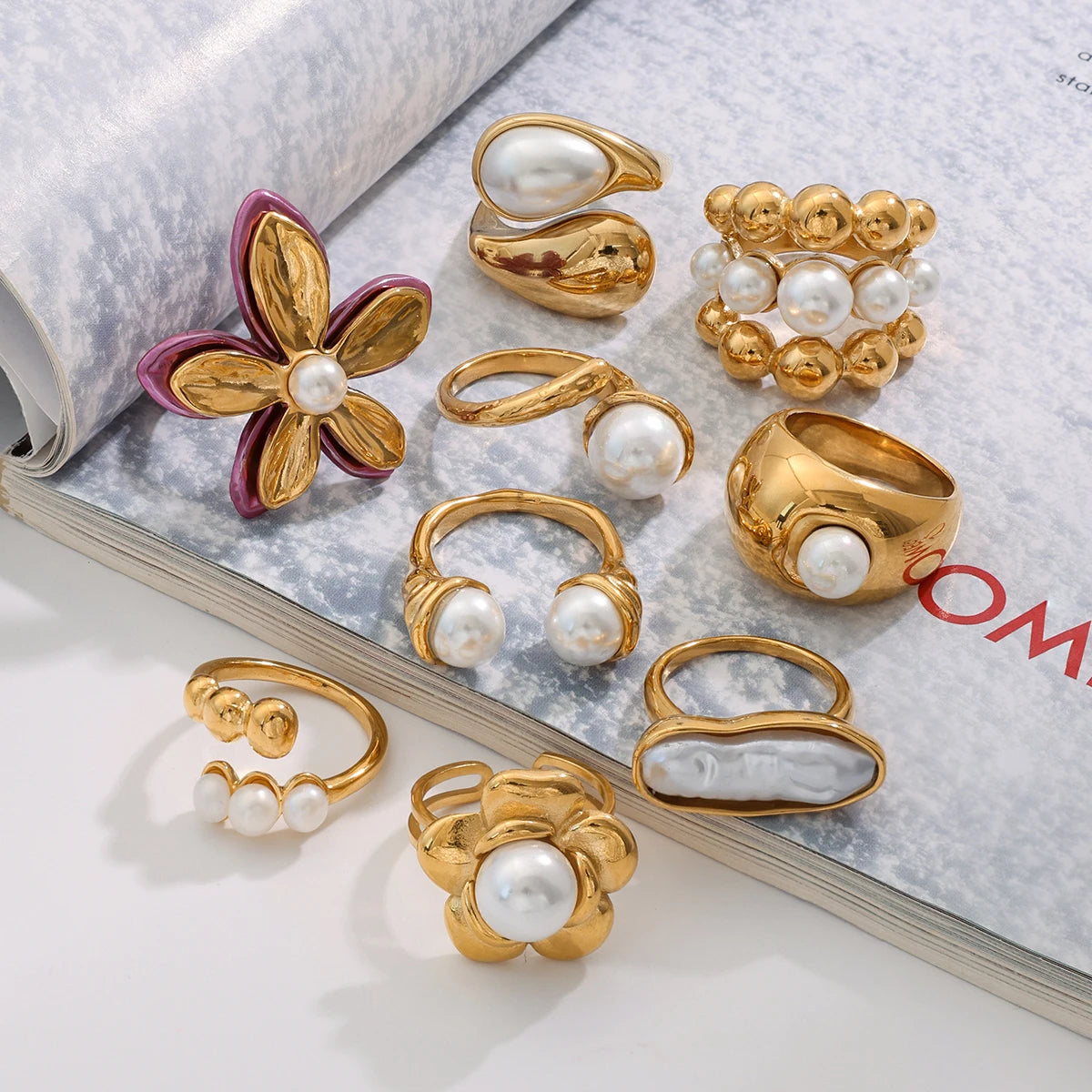 Uworld 18K Gold Color Plated Stainless Steel Flower Pearl Ring Irregular Opposite Sex Pearls Stackable Ring Women's Jewelry Part